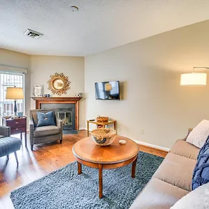 Holiday home 5 Mi To Colonial Pkwy, 11 Mi To Busch Gardens, Williamsburg